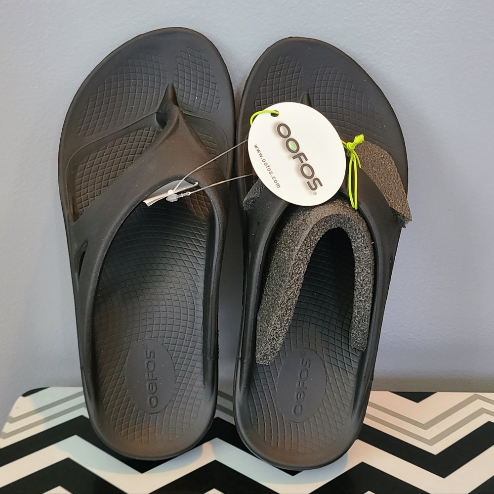 Oofos Sandals